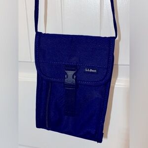 5/$25 Item L.L. Bean Blue Wallet Purse 8”HX 5.5”L Crossbody